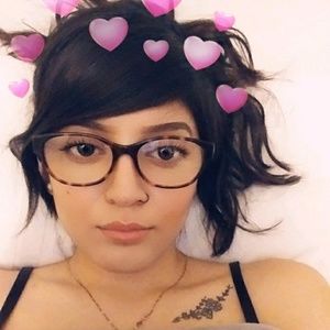 Meet your Posher, Vanessa